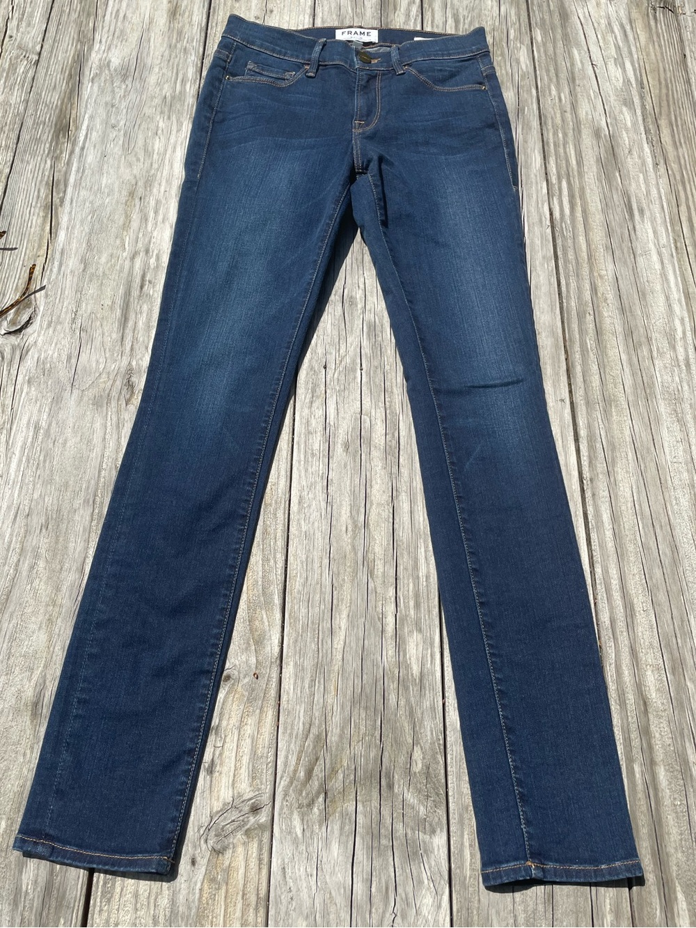Frame Denim Skinny Jeans in Dark Blue Wash